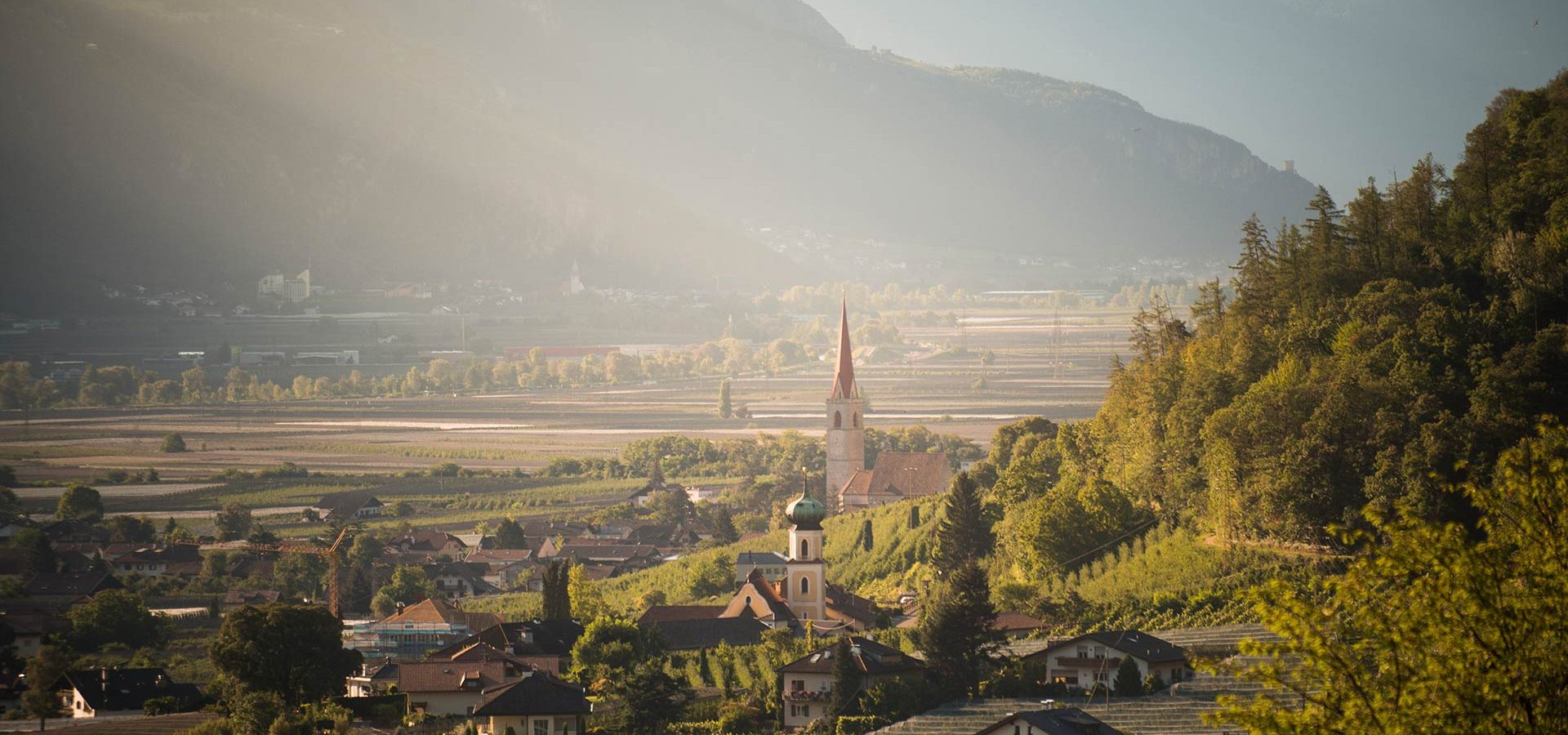 urlaub in lana in suedtirol sommerferien im meraner land patrick schwienbacher